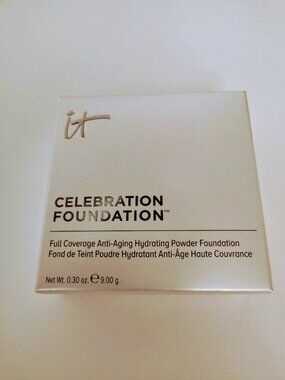 It Cosmetics Celebration Foundation / Fair/ New